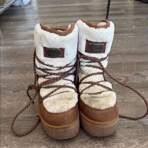 Platform Tan and Cream Boots